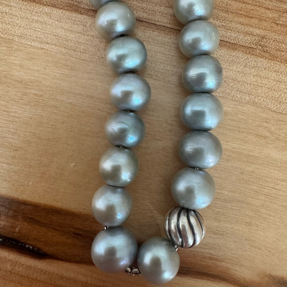 David Yurman Silver Gray Pearl Bracelet